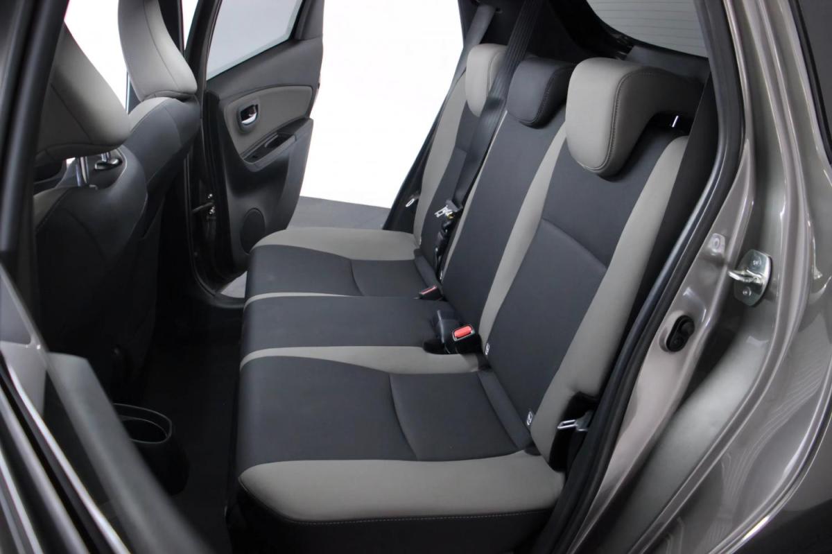 toyota-yaris-2017-hibrido-a-gasolina-1497cc