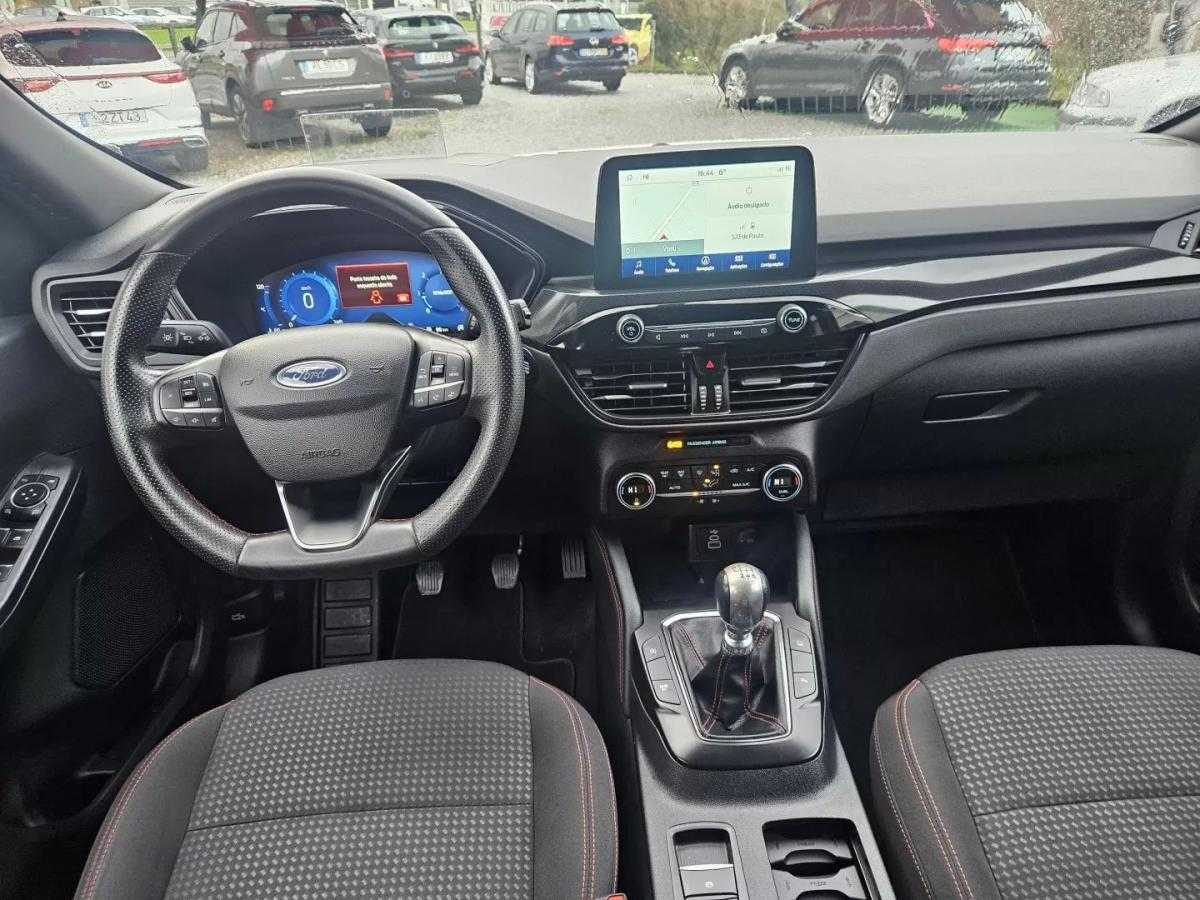 ford-kuga-2022-diesel-1499cc