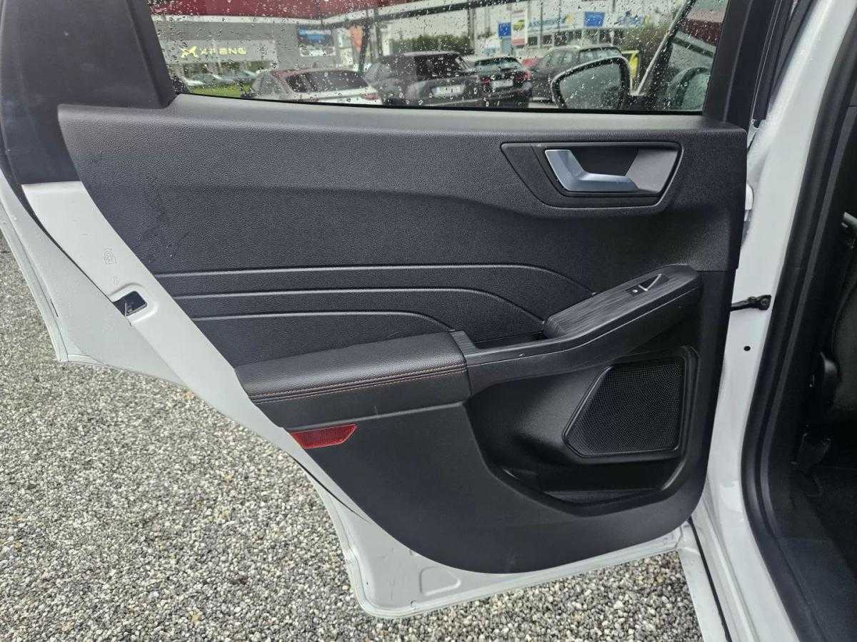 ford-kuga-2022-diesel-1499cc