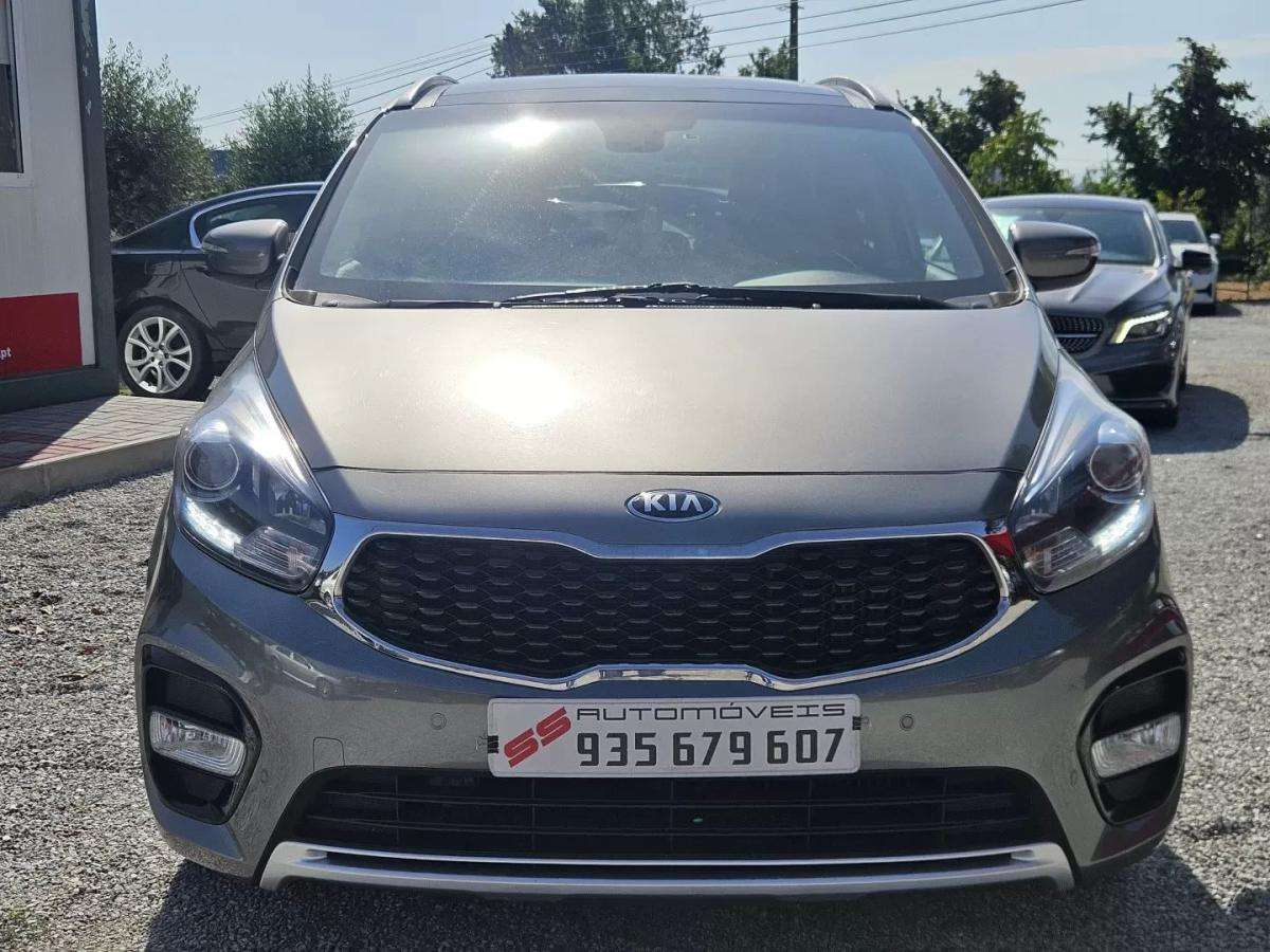 kia-carens-2018-diesel-1685cc
