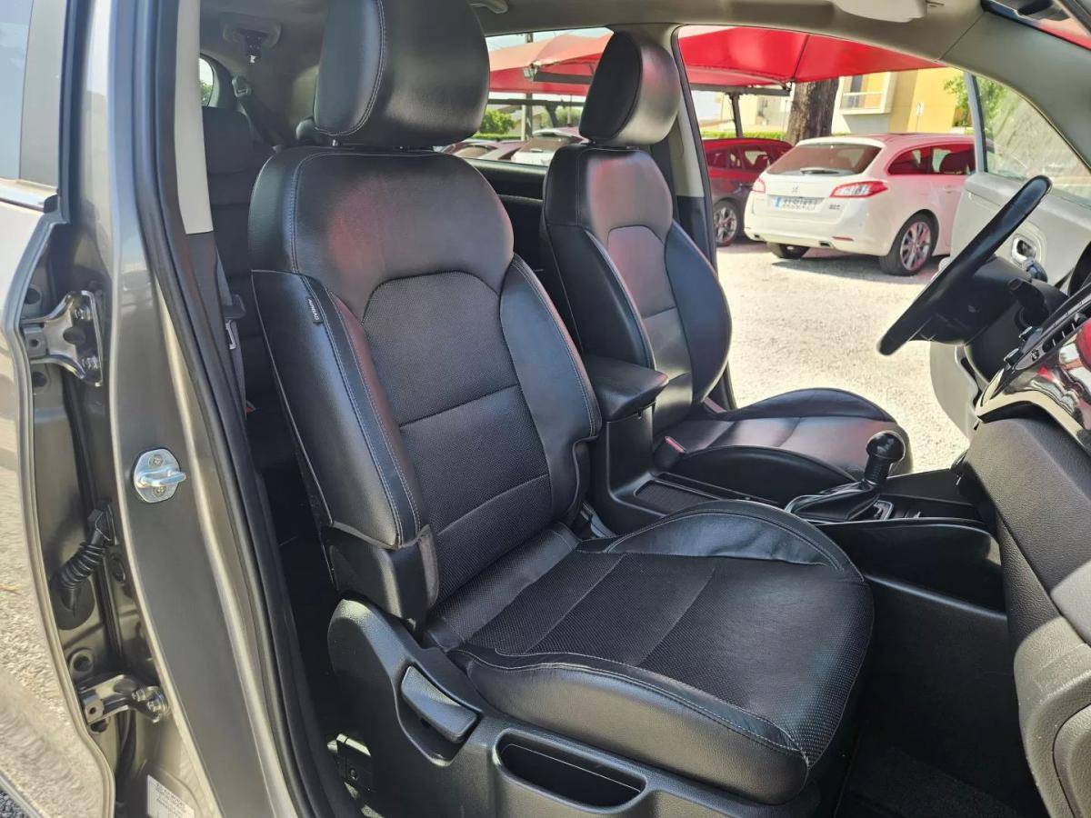 kia-carens-2018-diesel-1685cc