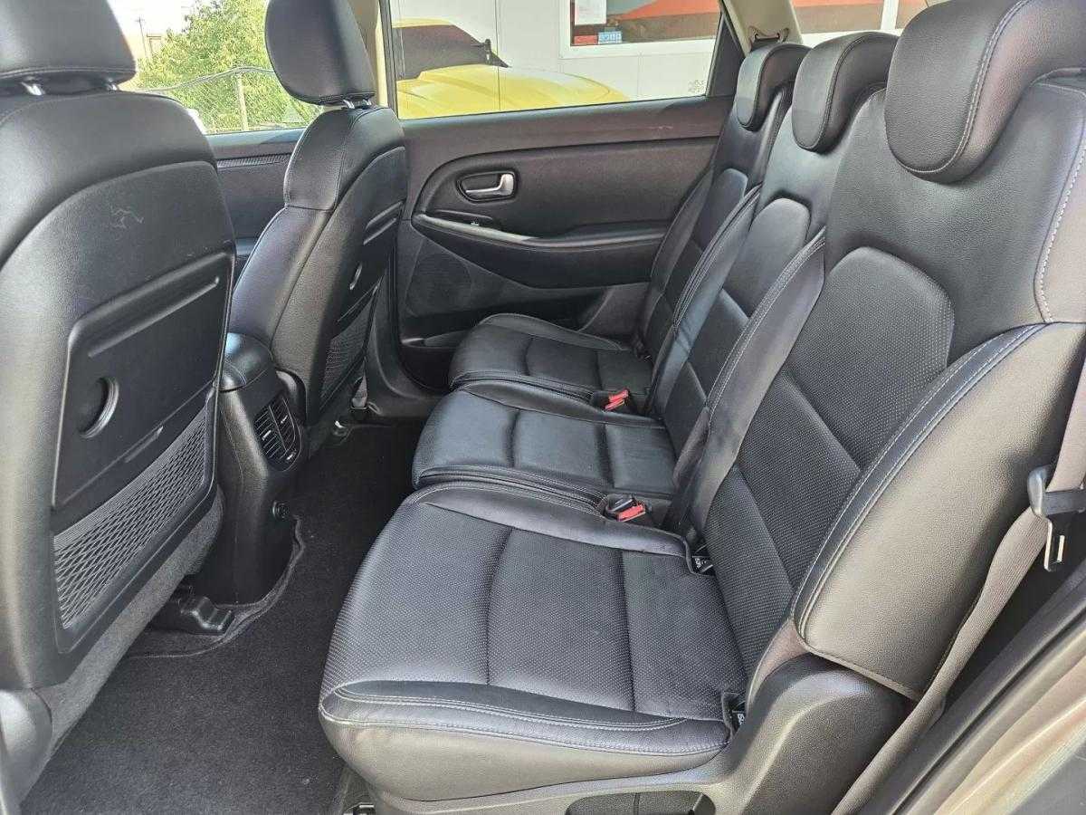 kia-carens-2018-diesel-1685cc