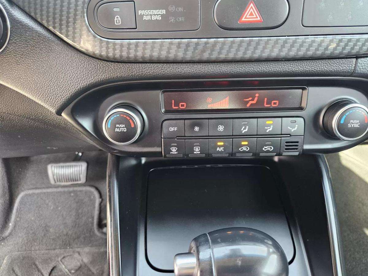 kia-carens-2018-diesel-1685cc