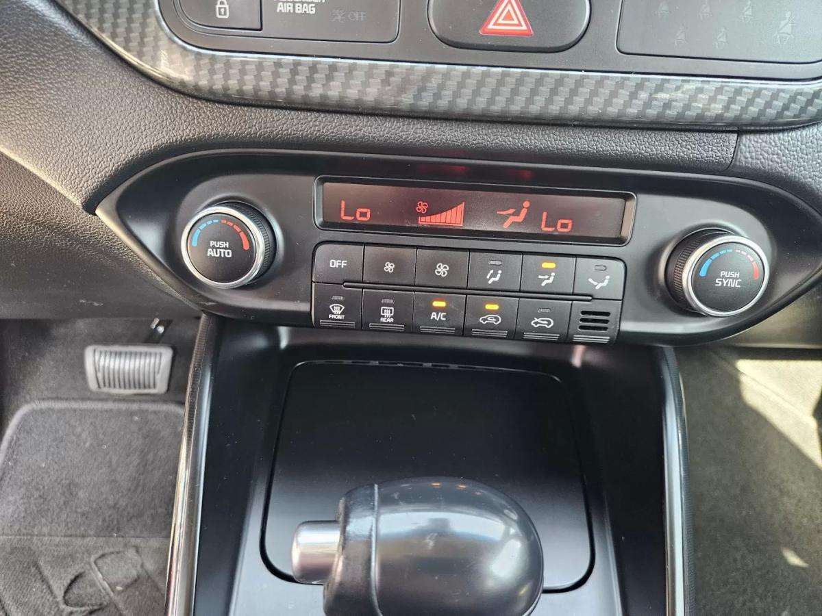 kia-carens-2018-diesel-1685cc