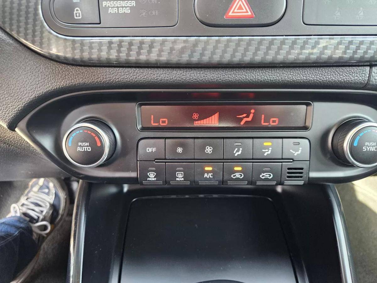 kia-carens-2018-diesel-1685cc
