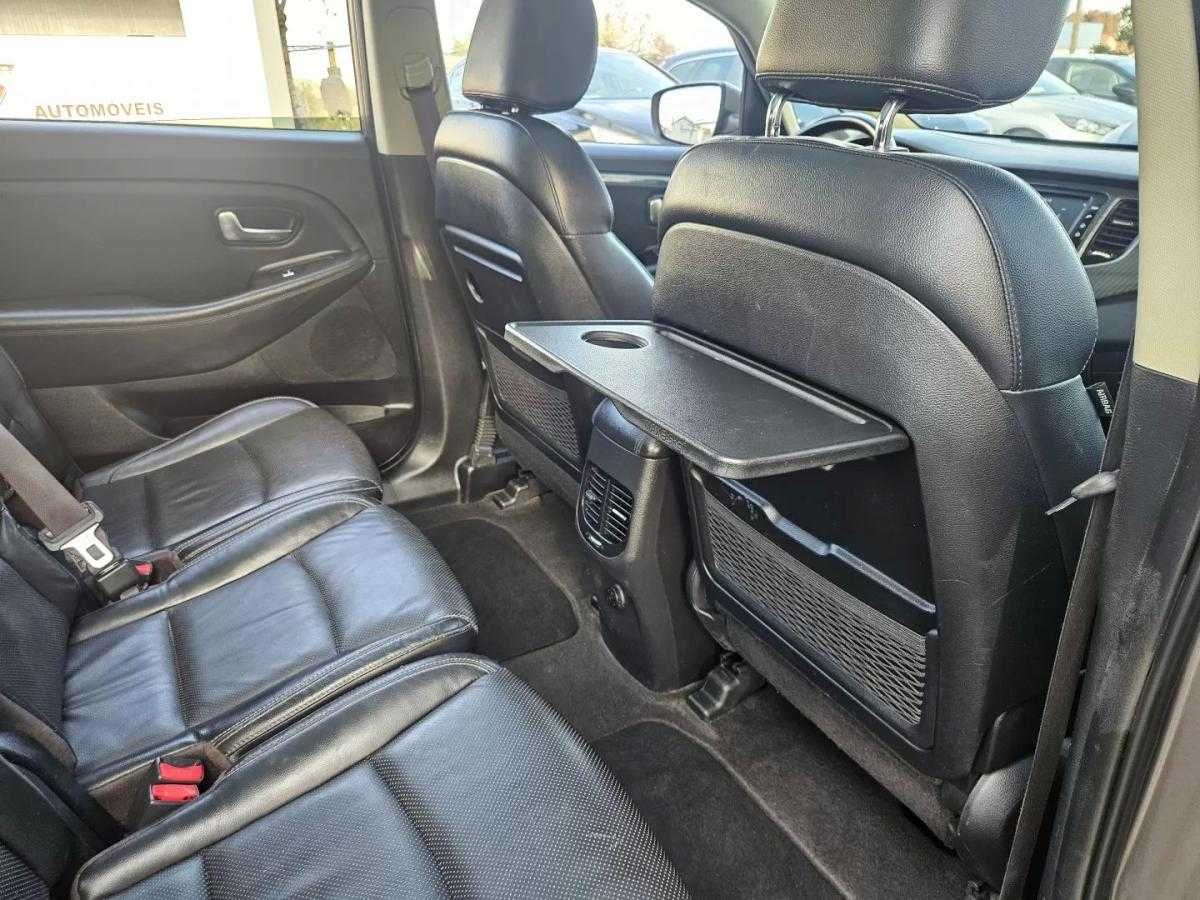 kia-carens-2018-diesel-1685cc