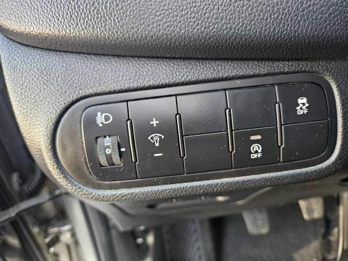 kia-carens-2018-diesel-1685cc