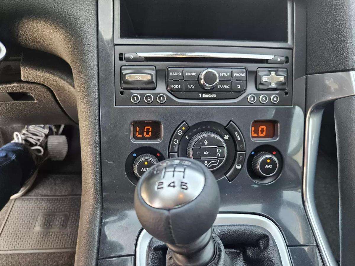peugeot-3008-2016-diesel-1560cc