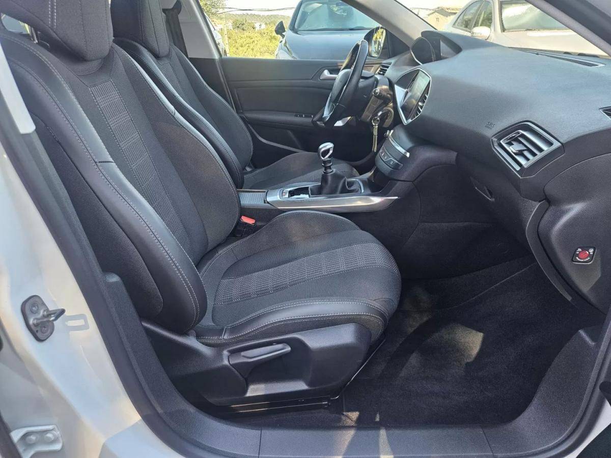 peugeot-308-sw-2019-diesel-1499cc
