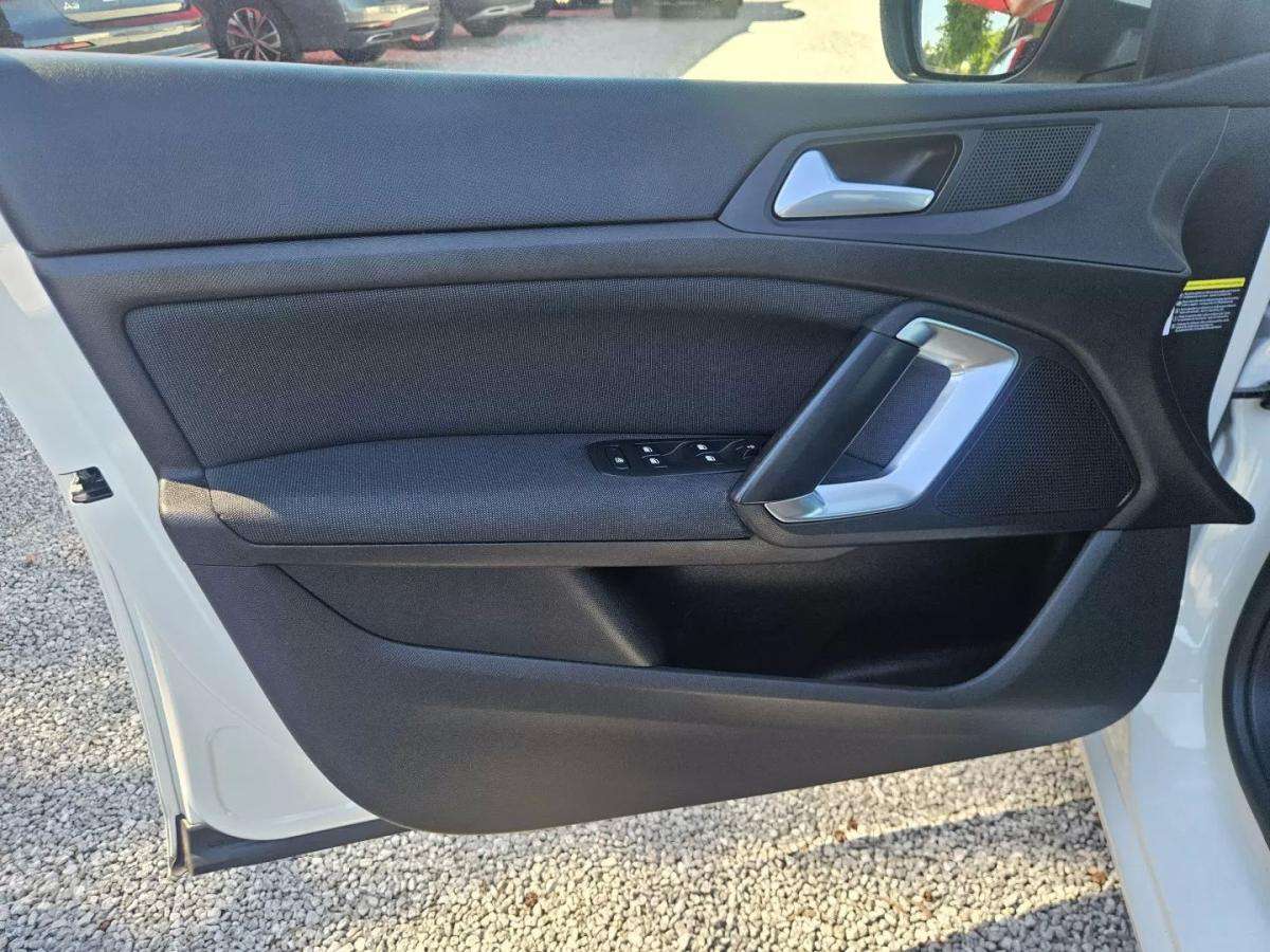 peugeot-308-sw-2019-diesel-1499cc