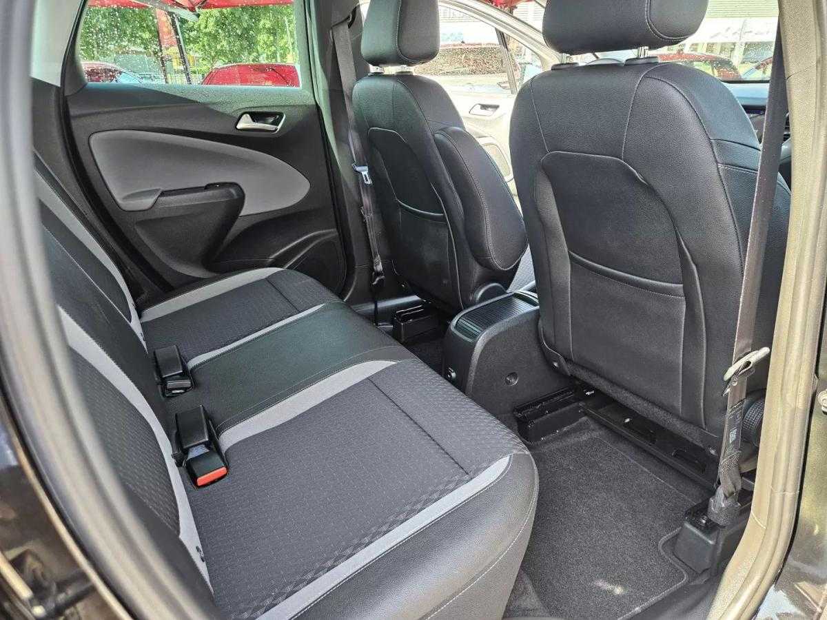 opel-crossland-x-2018-diesel-1560cc