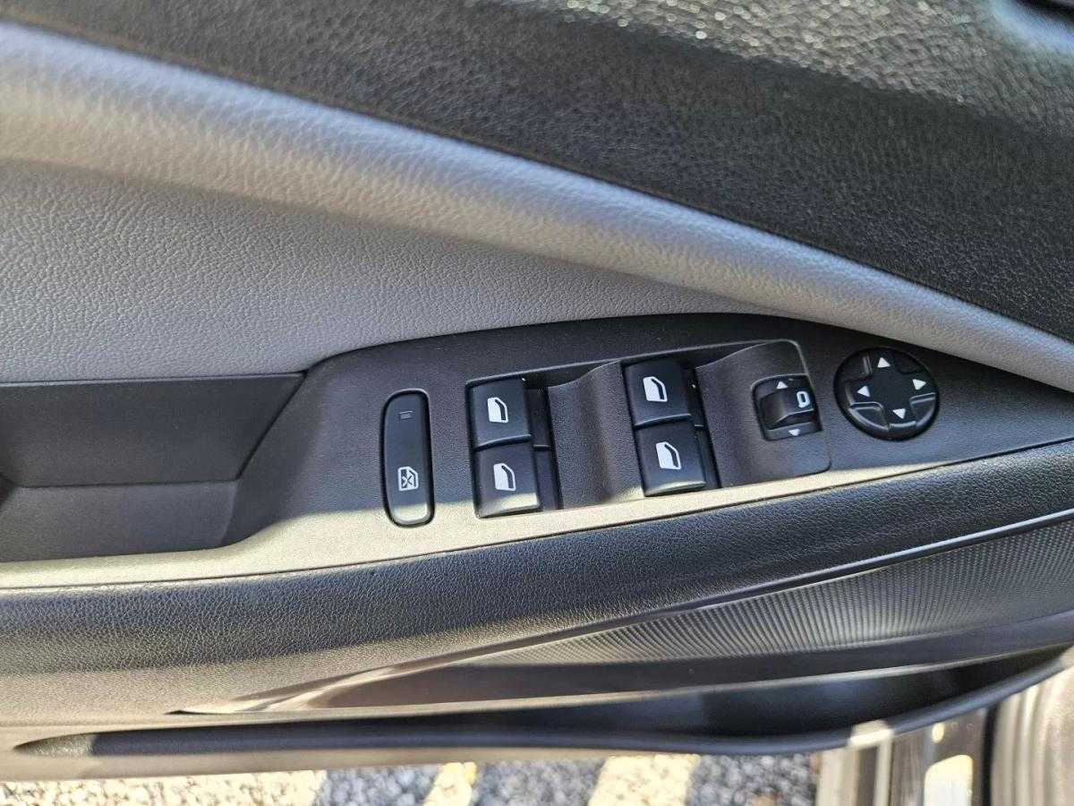 opel-crossland-x-2018-diesel-1560cc