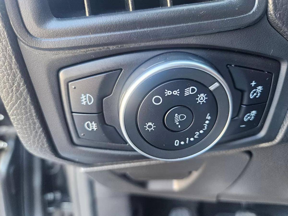ford-focus-2018-gasolina-998cc
