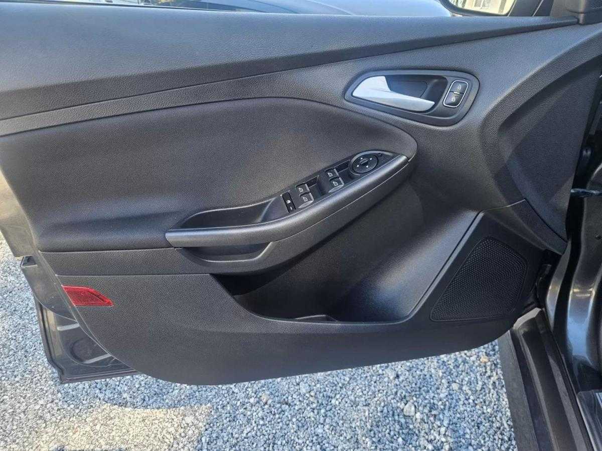 ford-focus-2018-gasolina-998cc