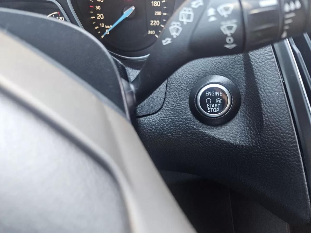 ford-focus-2018-gasolina-998cc