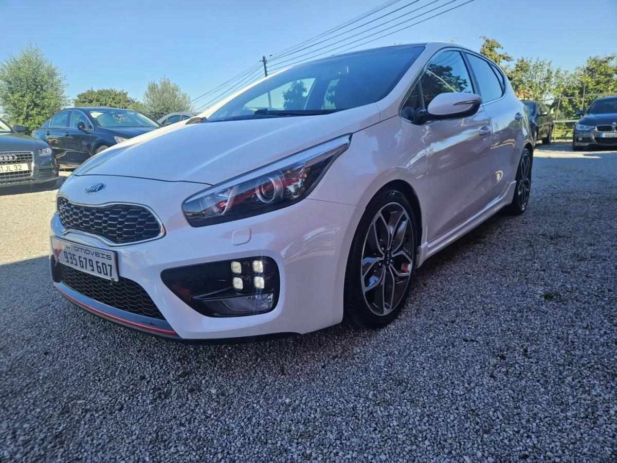 kia-ceed-2015-gasolina-1591cc