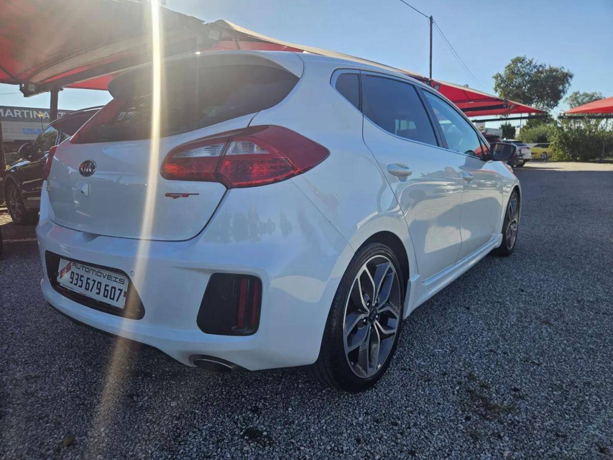 kia-ceed-2015-gasolina-1591cc