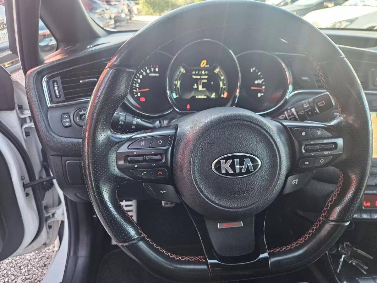 kia-ceed-2015-gasolina-1591cc