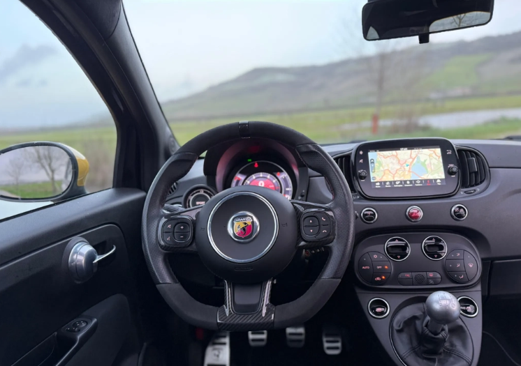 abarth-695c-1-4-t-rivale-175-2023-gasolina-1400cc