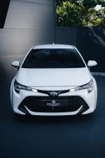 toyota-corolla-2020-hibrido-a-gasolina-1798cc