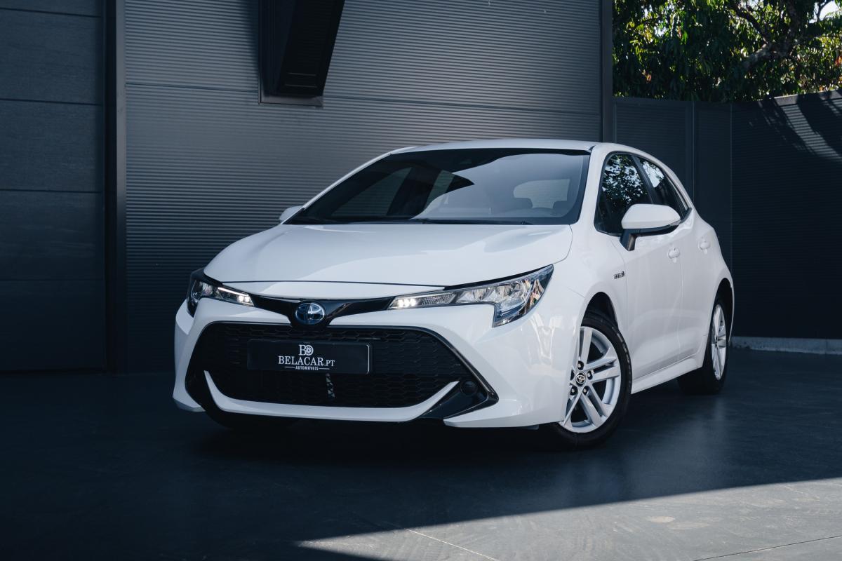 toyota-corolla-2020-hibrido-a-gasolina-1798cc