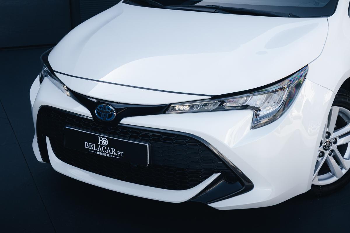 toyota-corolla-2020-hibrido-a-gasolina-1798cc