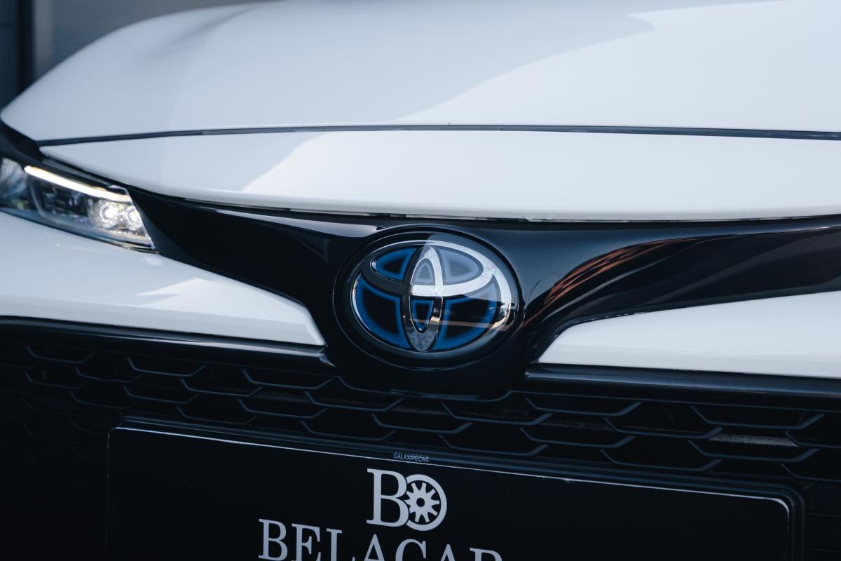 toyota-corolla-2020-hibrido-a-gasolina-1798cc