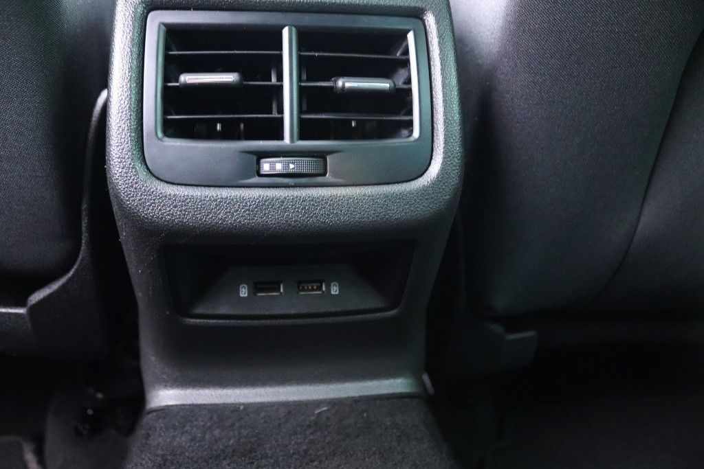 seat-leon-2018-diesel-1598cc