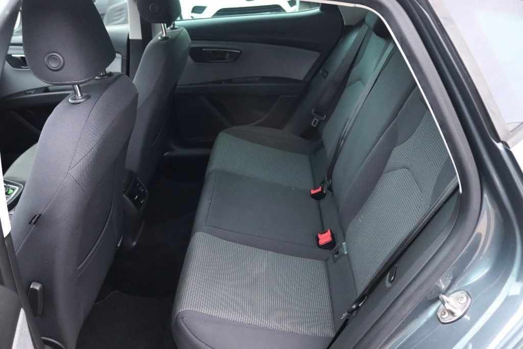 seat-leon-2018-diesel-1598cc