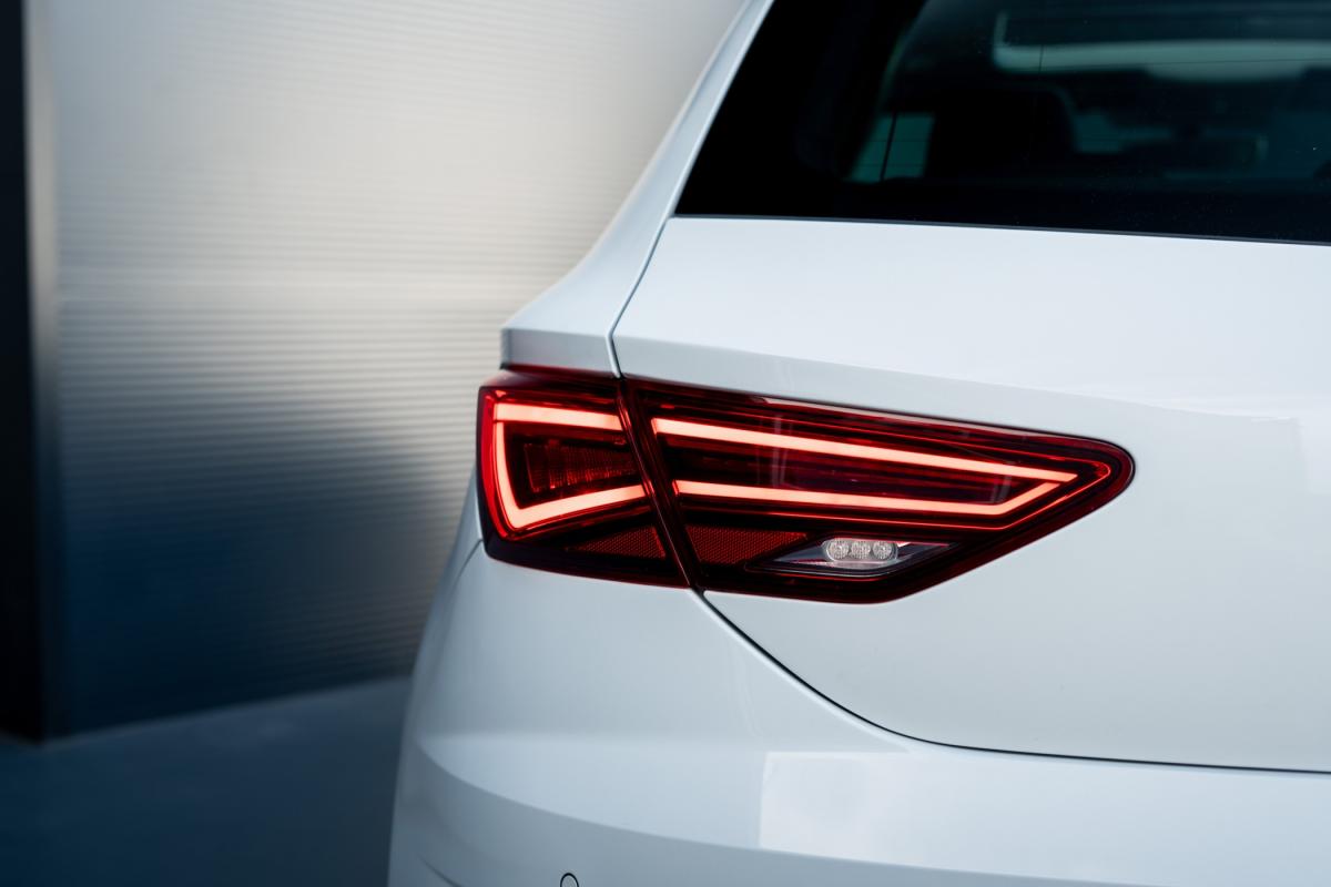 seat-leon-2018-diesel-1598cc