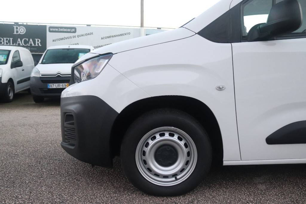 peugeot-partner-2019-diesel-1560cc