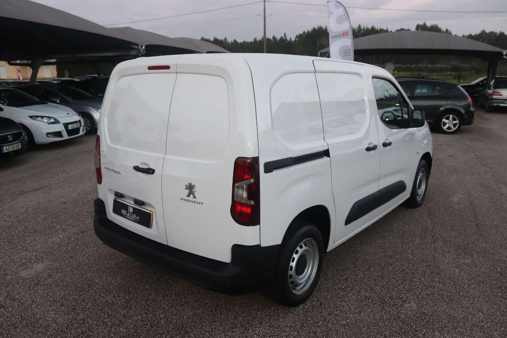 peugeot-partner-2019-diesel-1560cc