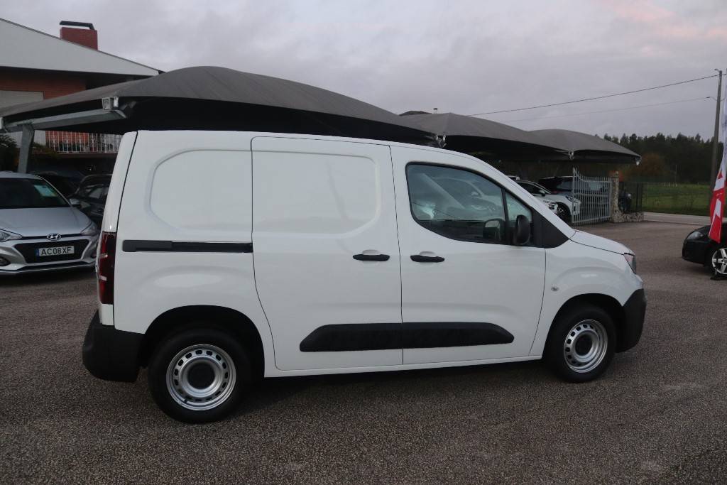 peugeot-partner-2019-diesel-1560cc