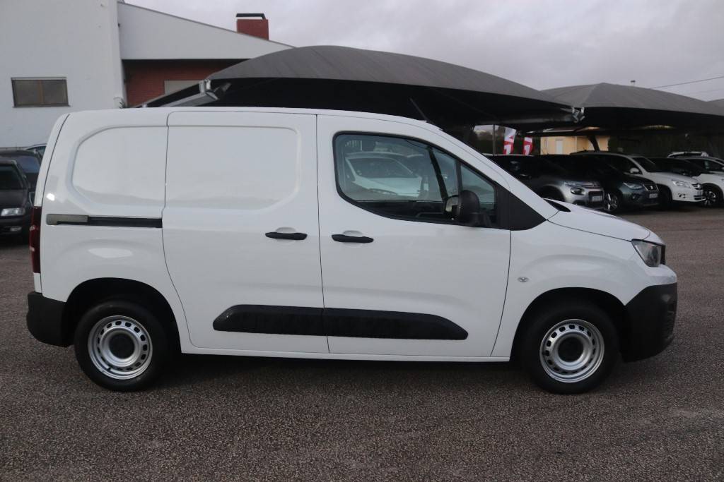 peugeot-partner-2019-diesel-1560cc