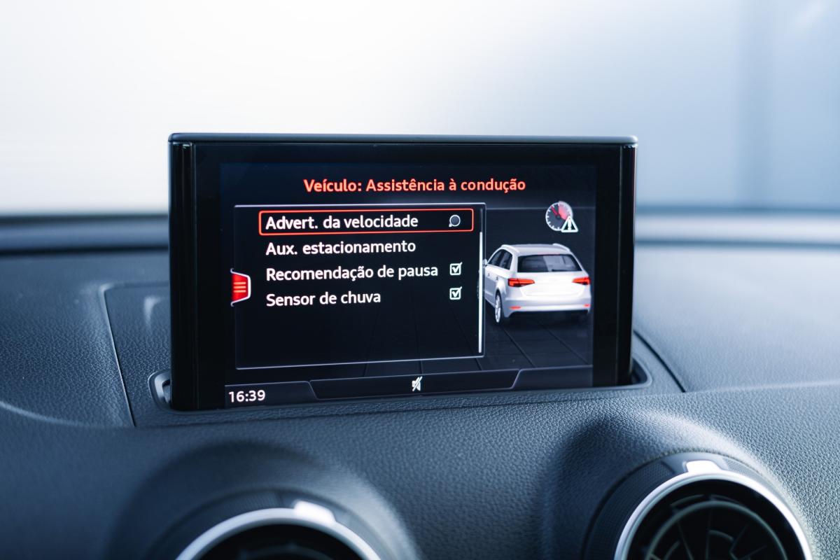 audi-a3-sportback-2019-diesel-1598cc