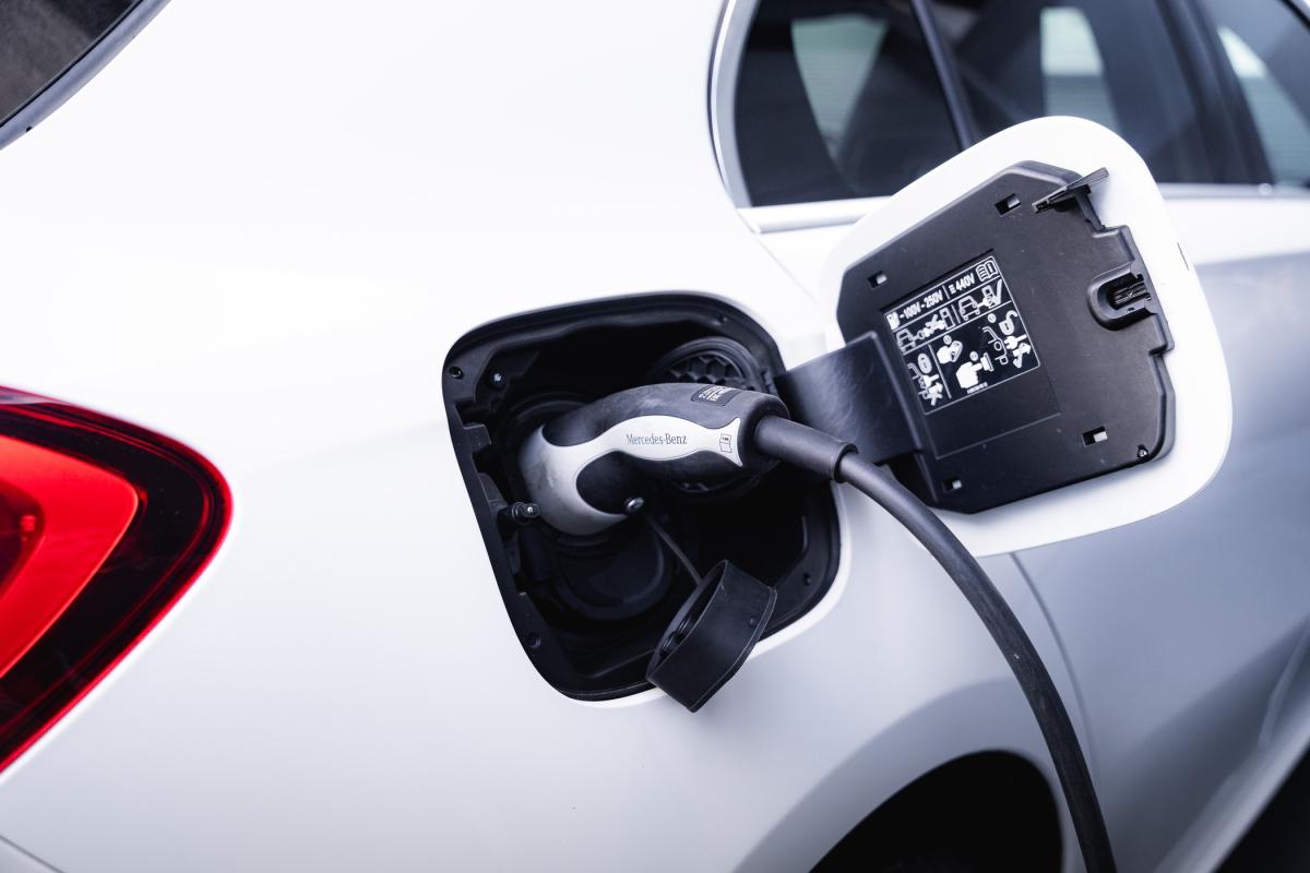 mercedes-benz-classe-a-2020-hibrido-a-gasolina-1332cc