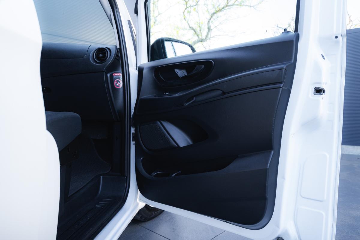 mercedes-benz-vito-2017-diesel-1598cc