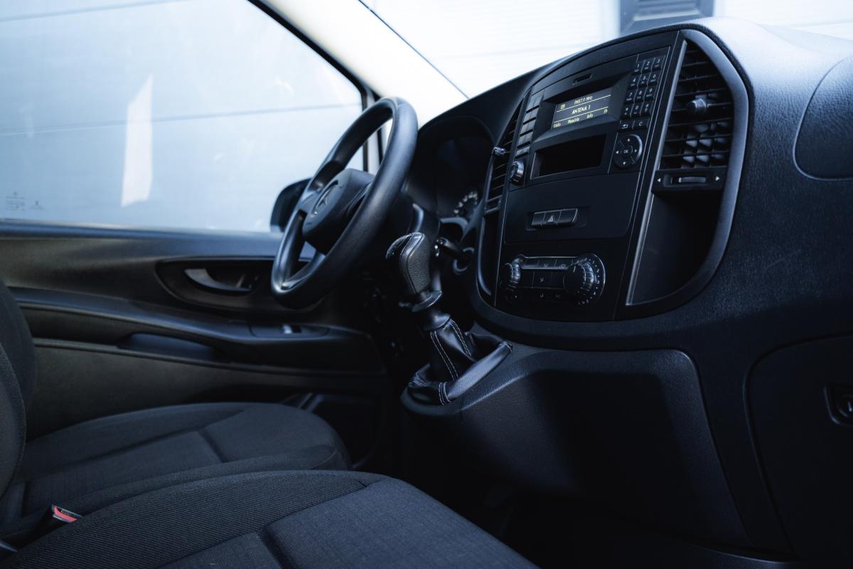 mercedes-benz-vito-2017-diesel-1598cc