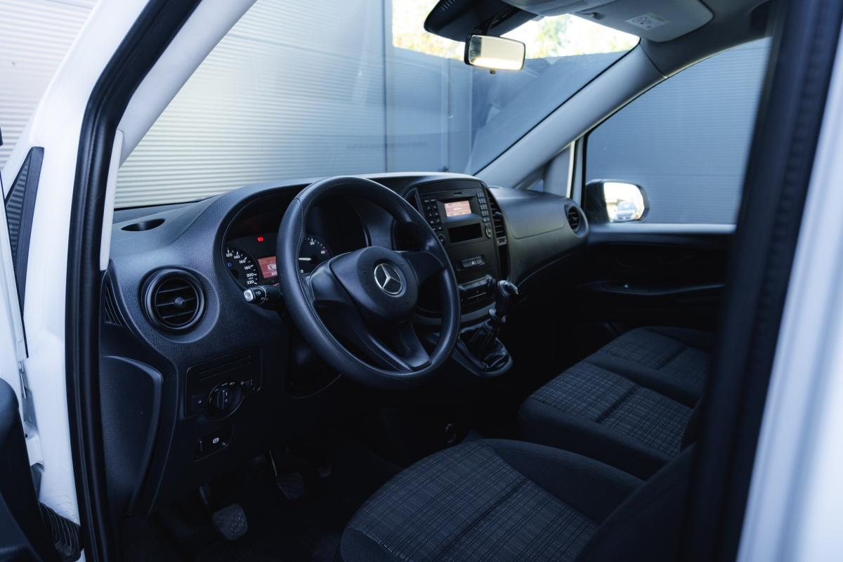 mercedes-benz-vito-2017-diesel-1598cc