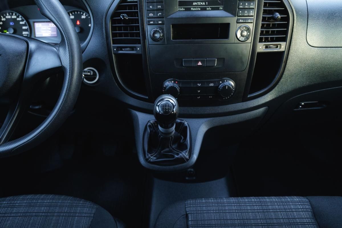 mercedes-benz-vito-2017-diesel-1598cc