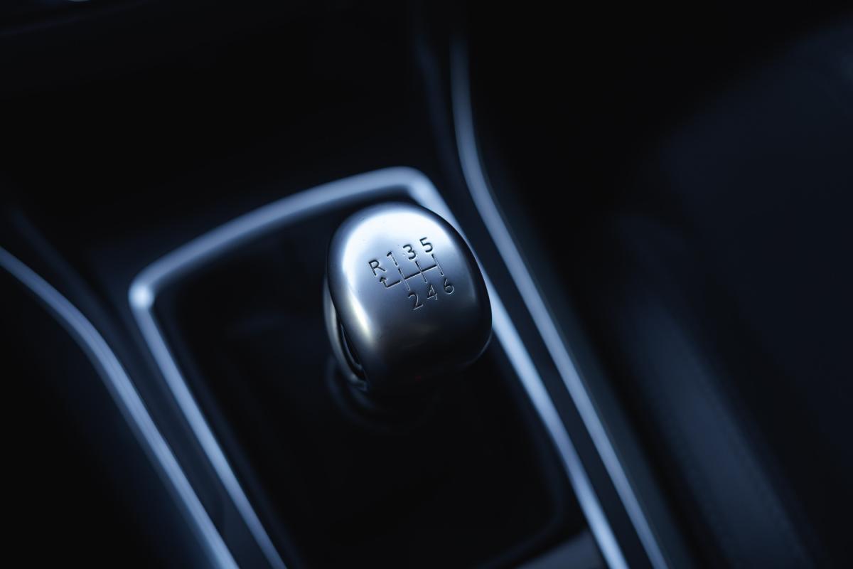 peugeot-308-sw-2018-diesel-1499cc