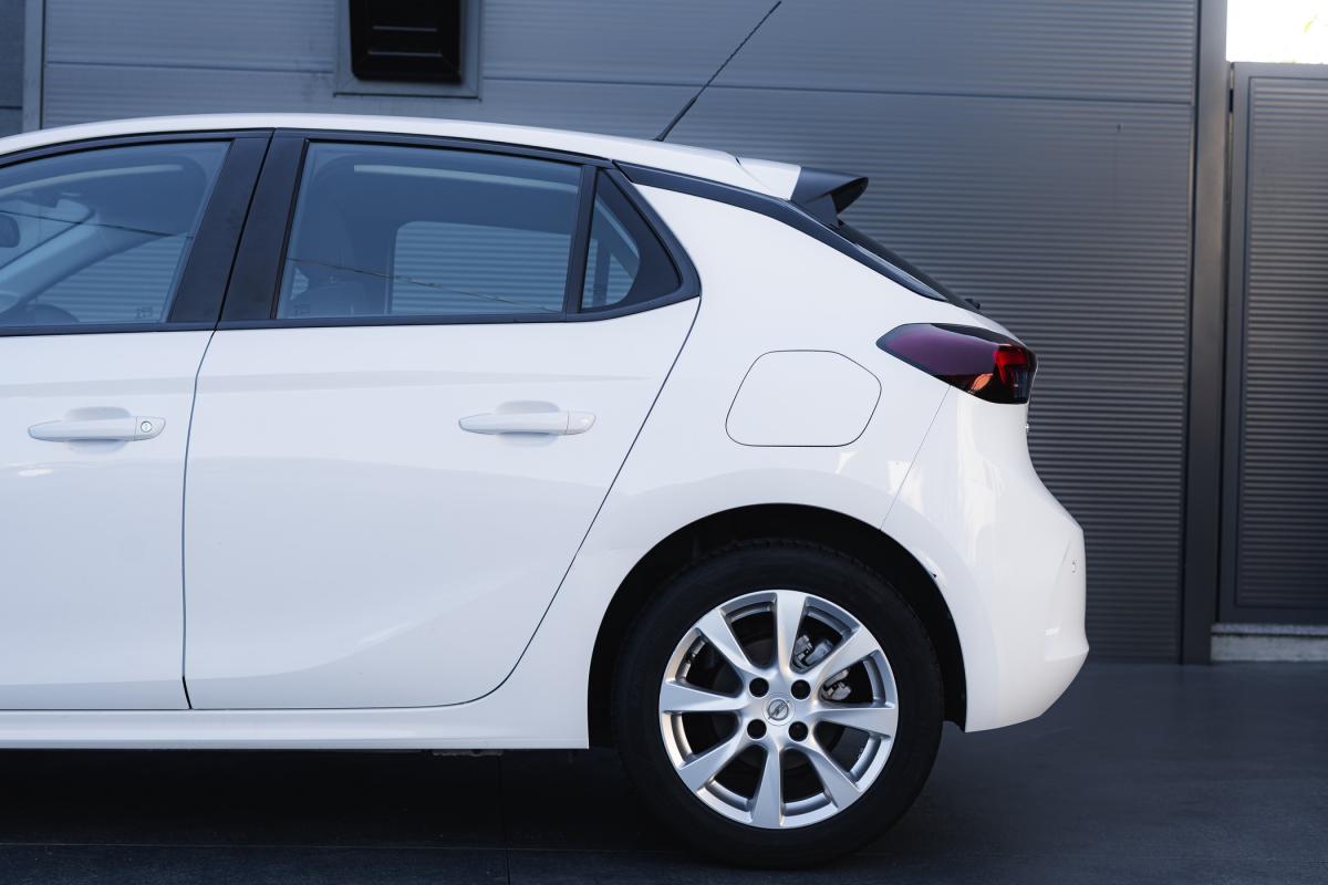 opel-corsa-2021-diesel-1499cc
