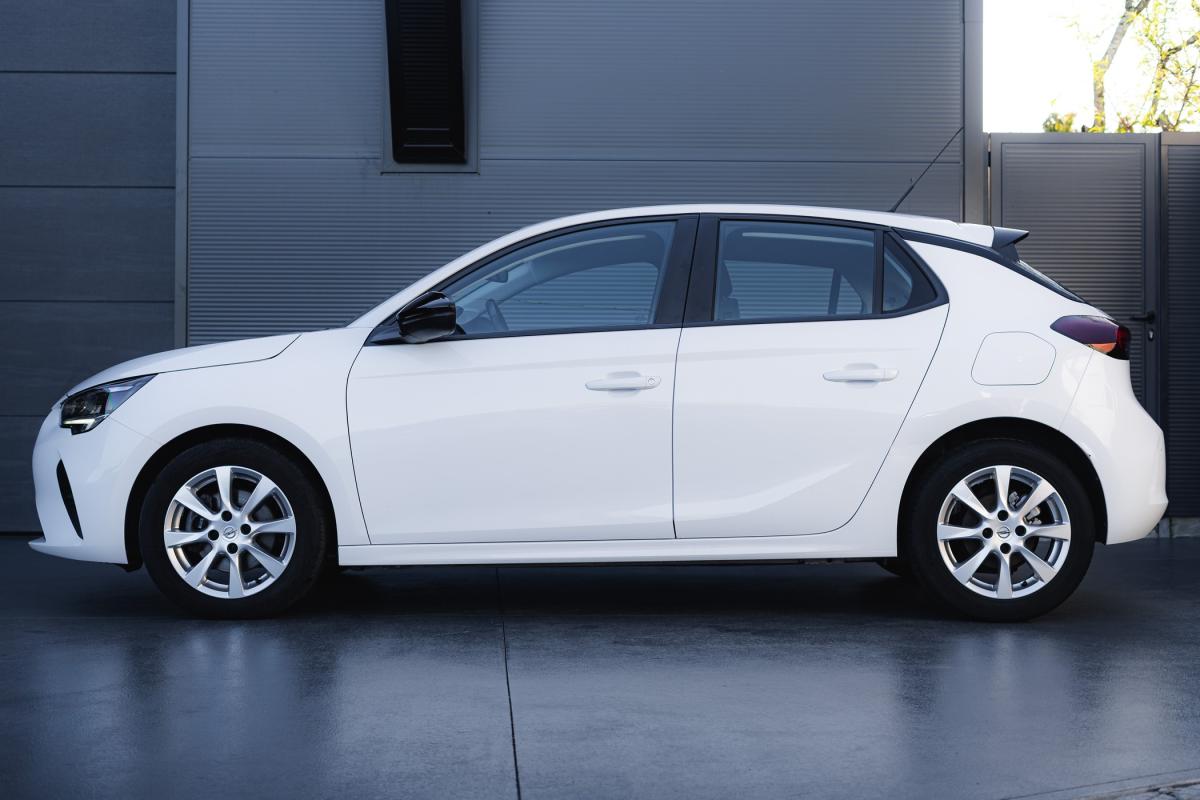 opel-corsa-2021-diesel-1499cc
