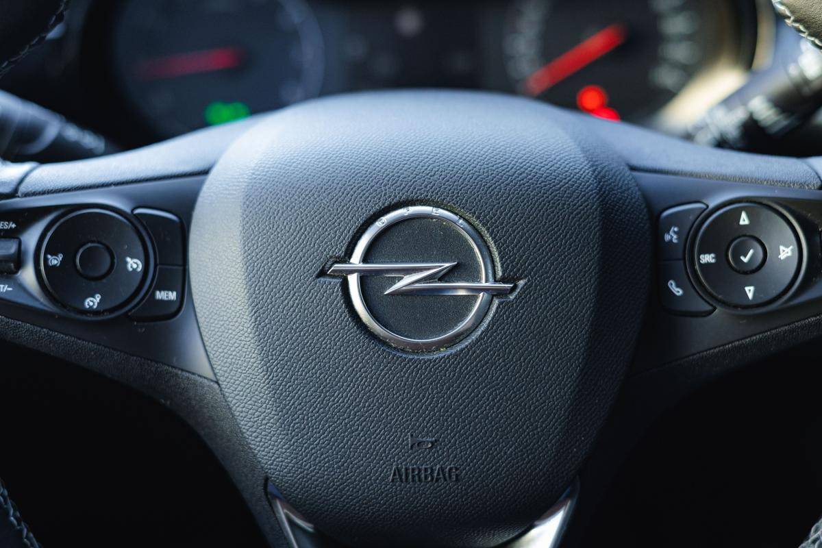 opel-corsa-2021-diesel-1499cc