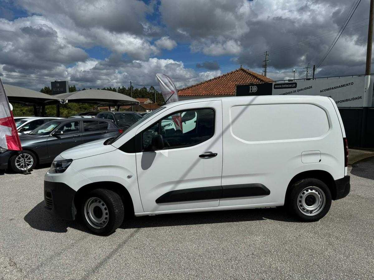 citroen-berlingo-2022-diesel-1499cc