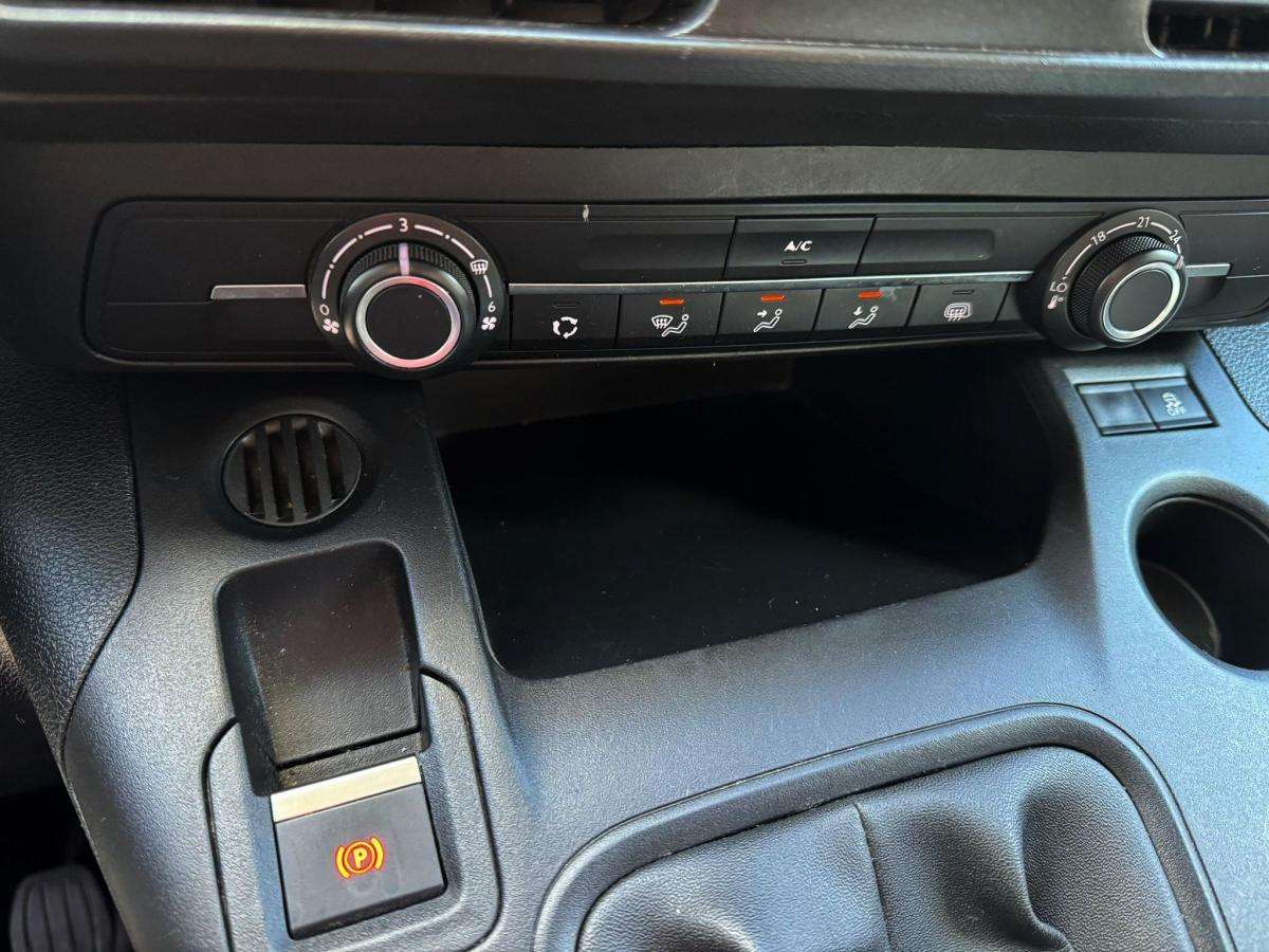 citroen-berlingo-2022-diesel-1499cc
