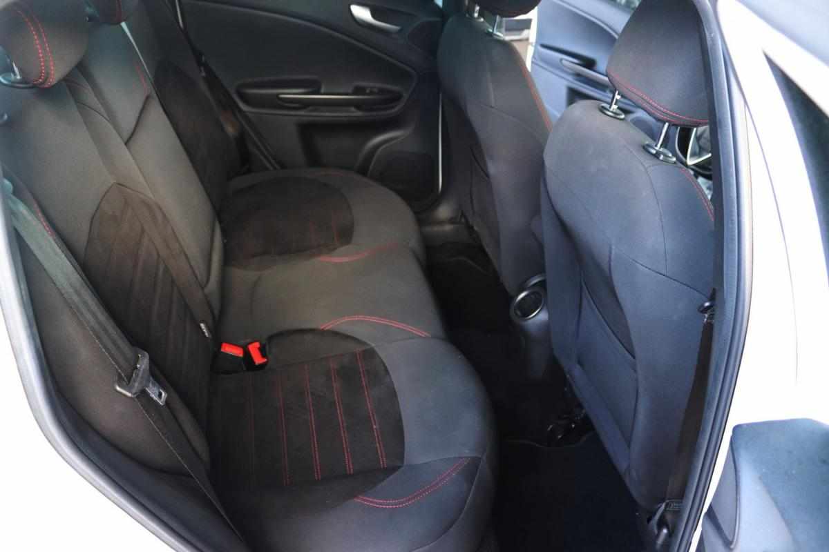 alfa-romeo-giulietta-2019-diesel-1598cc