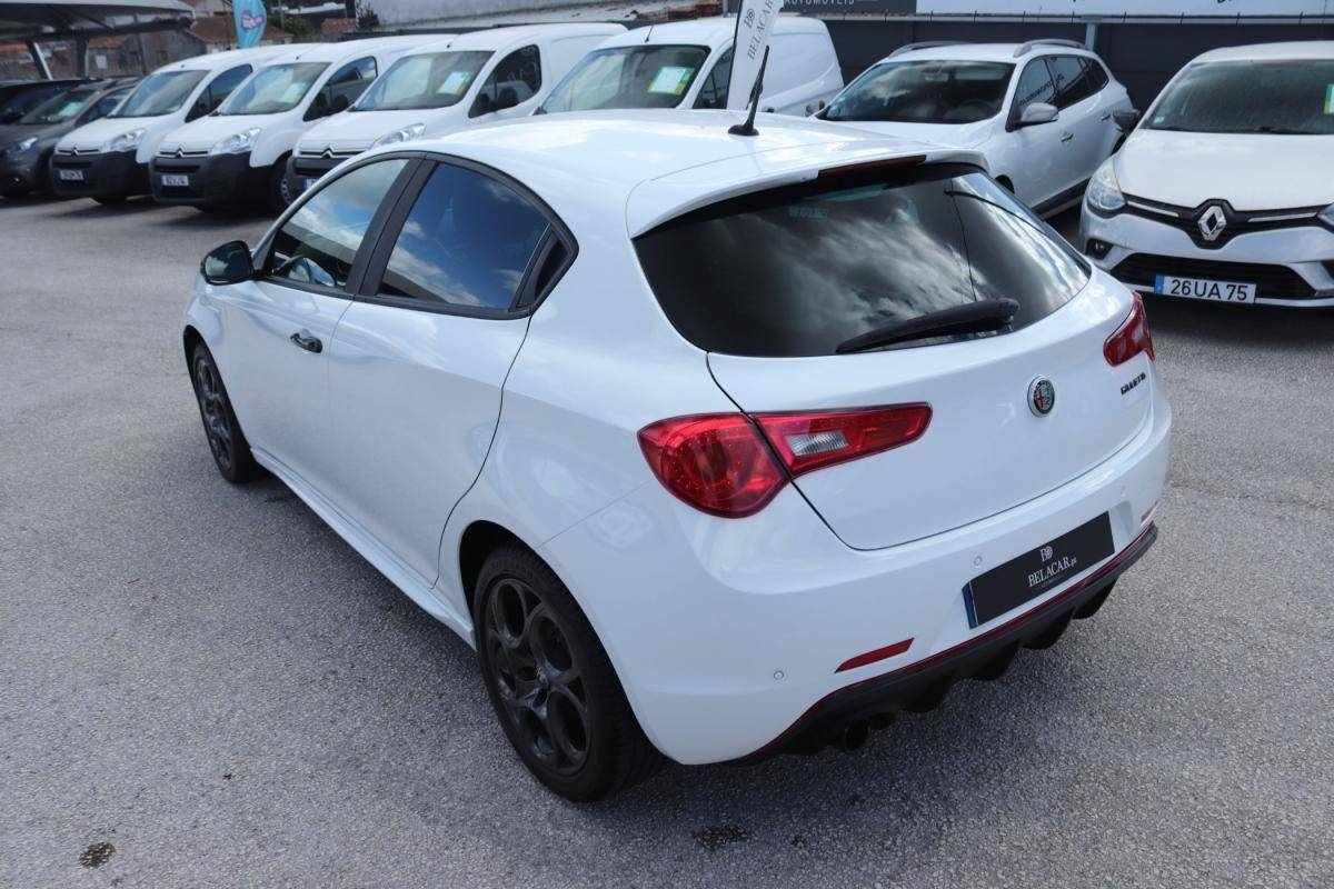 alfa-romeo-giulietta-2019-diesel-1598cc
