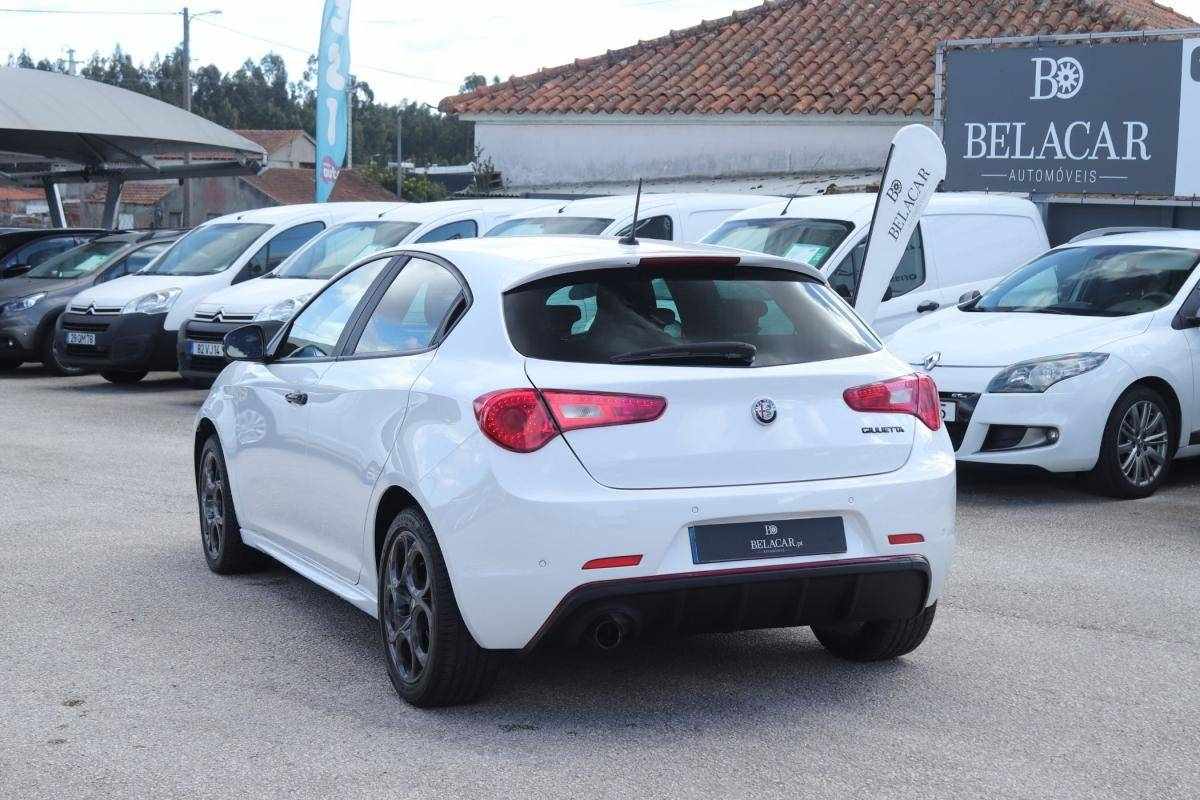alfa-romeo-giulietta-2019-diesel-1598cc