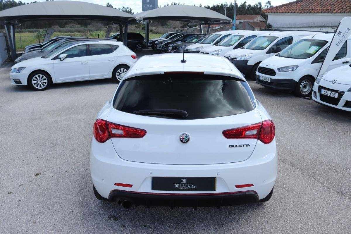 alfa-romeo-giulietta-2019-diesel-1598cc